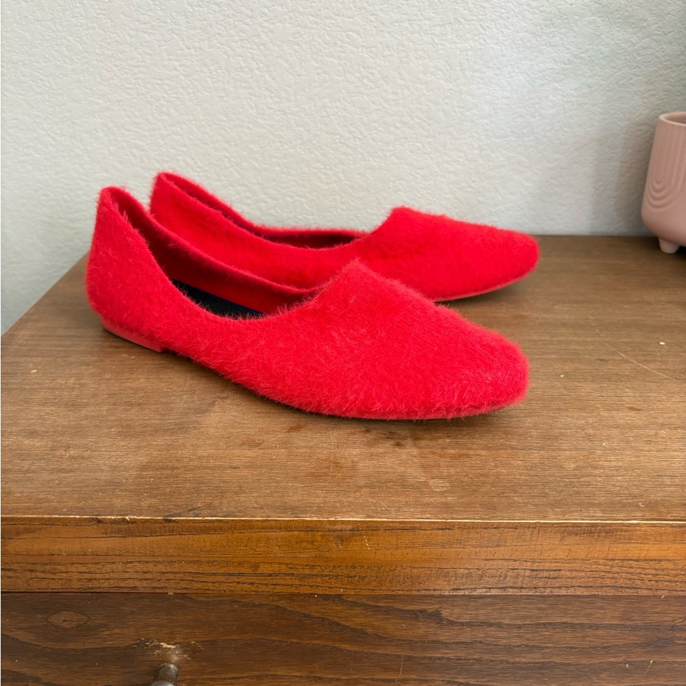 Red Women's Flats